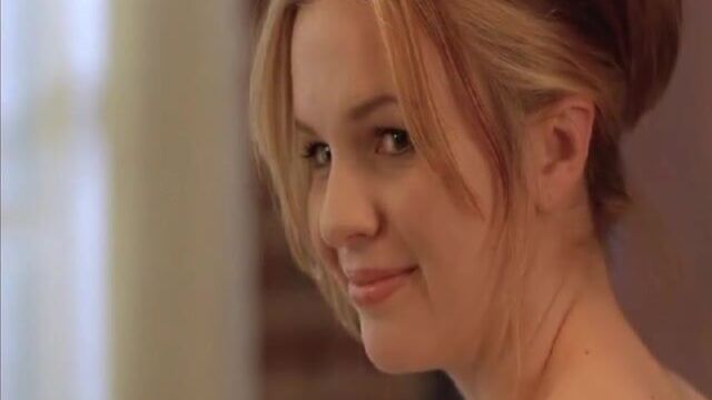 Amber Tamblyn - Spiral