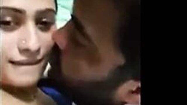 Sri Lankan famous model Piuimi Hansamali