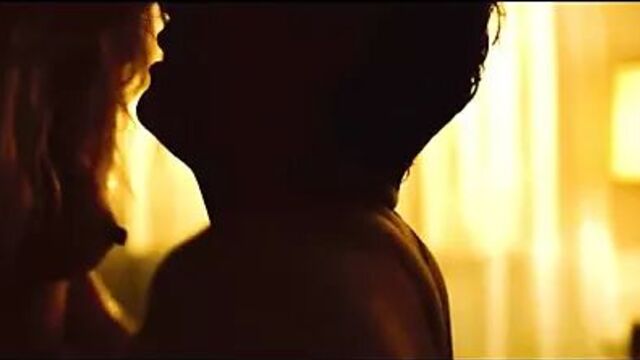 Ana de Armas tits and ass in a sex scene