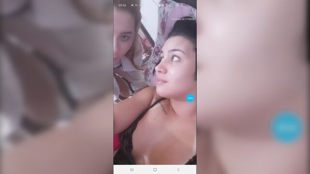 Monique Dias - Facecast Public Chat Full Flash