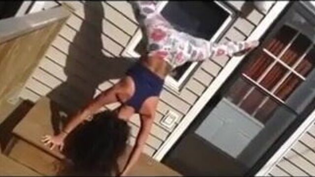 P-poppin' On a Handstand