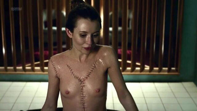 Emily Browning American Gods