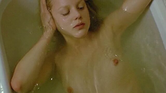 Abbie Cornish Nude Boobs And Erect Nipples In Somersault