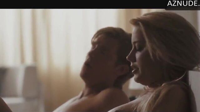 Amber Heard in Informers