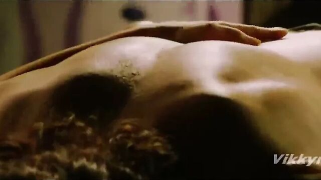 Jackline fernandez hot kissing and romance