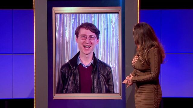 Kelly Brook Amazing Cleavage