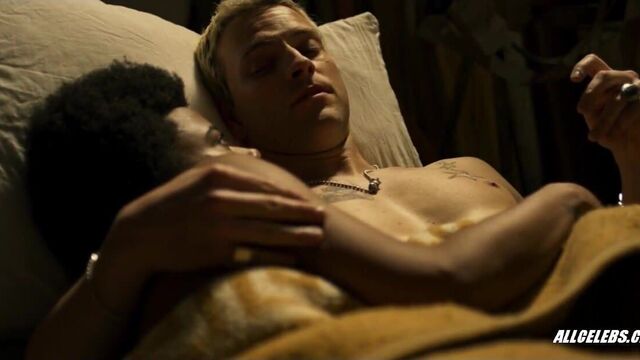 Lorena Cesarini in Suburra - S01E04