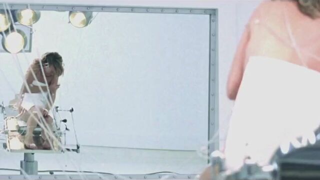 Milla Jovovich in Resident Evil