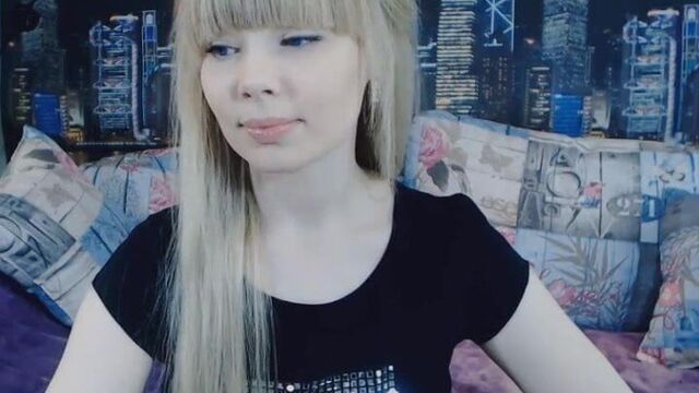 Flawless Cute College Roommate Fucks Her Tight Cunt