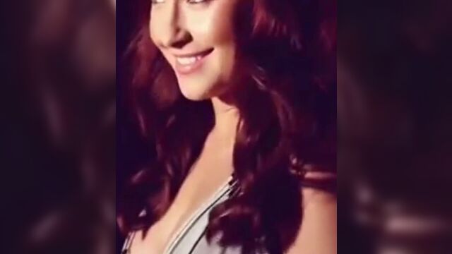 Hayden Panettiere Jerk Off Challenge