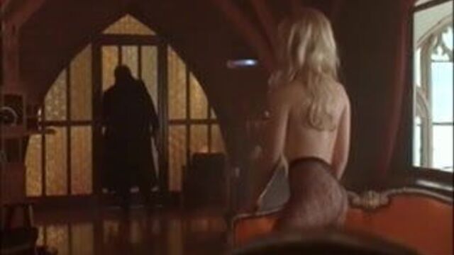 Yvonne Scio' - Deathline