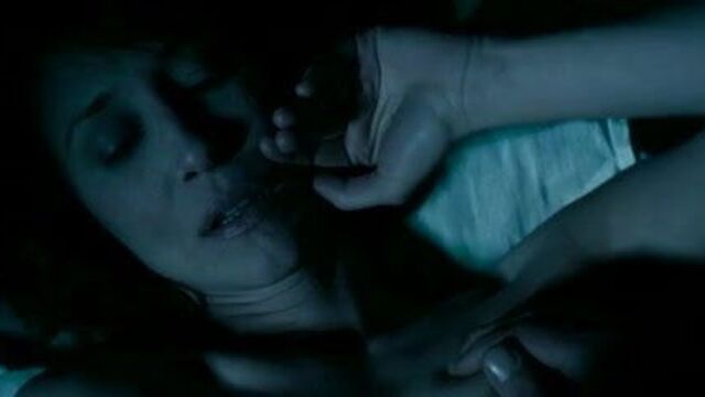 Vera Farmiga In Tranzi (Nude)