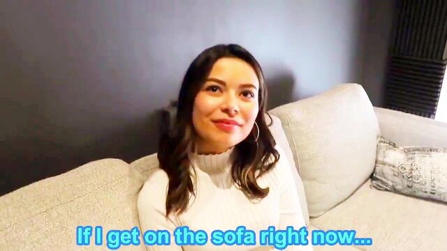 Miranda Cosgrove - Funny Caption Video from Twitter