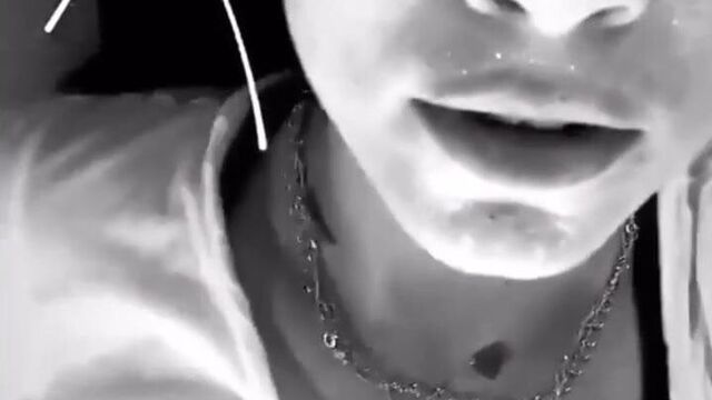 Emma marrone hot