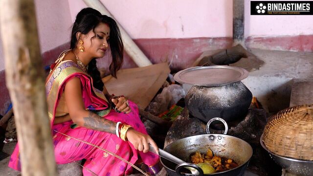 Desi Khub Niman Sudipa Bhouji ke Pele me bahut Neek Lagela Rassoi me Full Movie