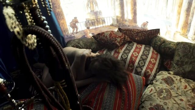 Jeanne Balibar nue dans Bajazet (2019)