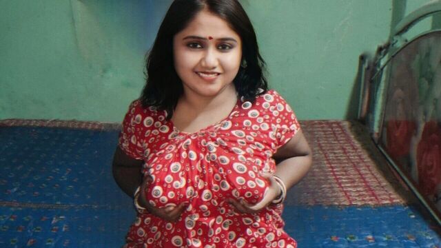 Aj mummy ne mere lund malish karke khudke chut mein ghusa diya - Desi bhabhi sex