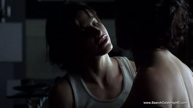 Gina Gershon & Meg Tilly in Lesbian Action - Bound - HD