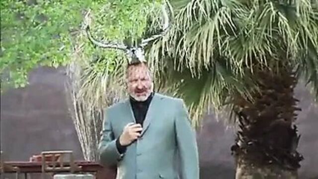 Str8 Randy Quaid full frontal nudity