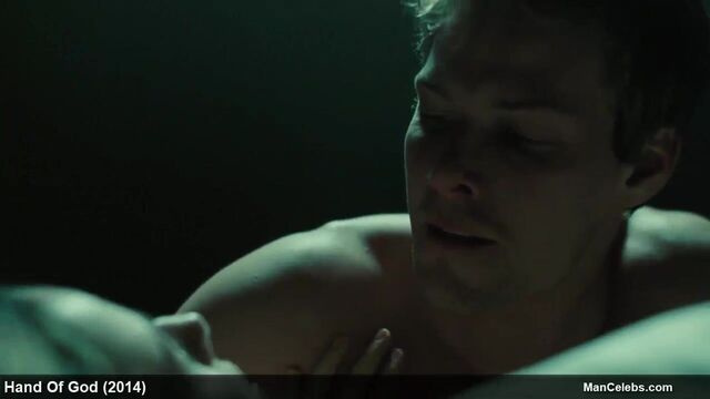 Hunter Parrish exposing his muscle ass during sex