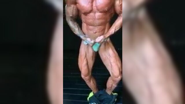 GYNO BODYBUILDER