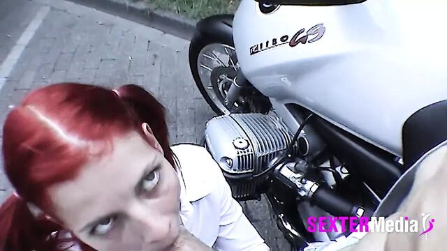 Biker Parkplatzsex