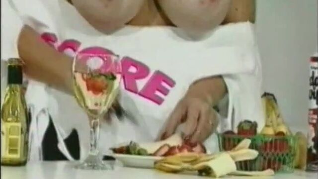 In The Kitchen With Montana Mounds