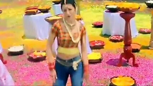 Trisha hot expression