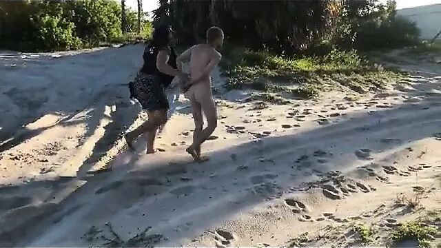 Policewoman Makes Man Strip Naked at a Public Beach – ENM CFNM