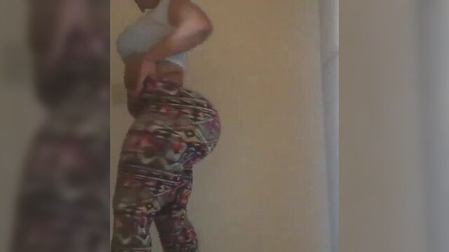 Amazing Wobbly Ass in Tight Pants